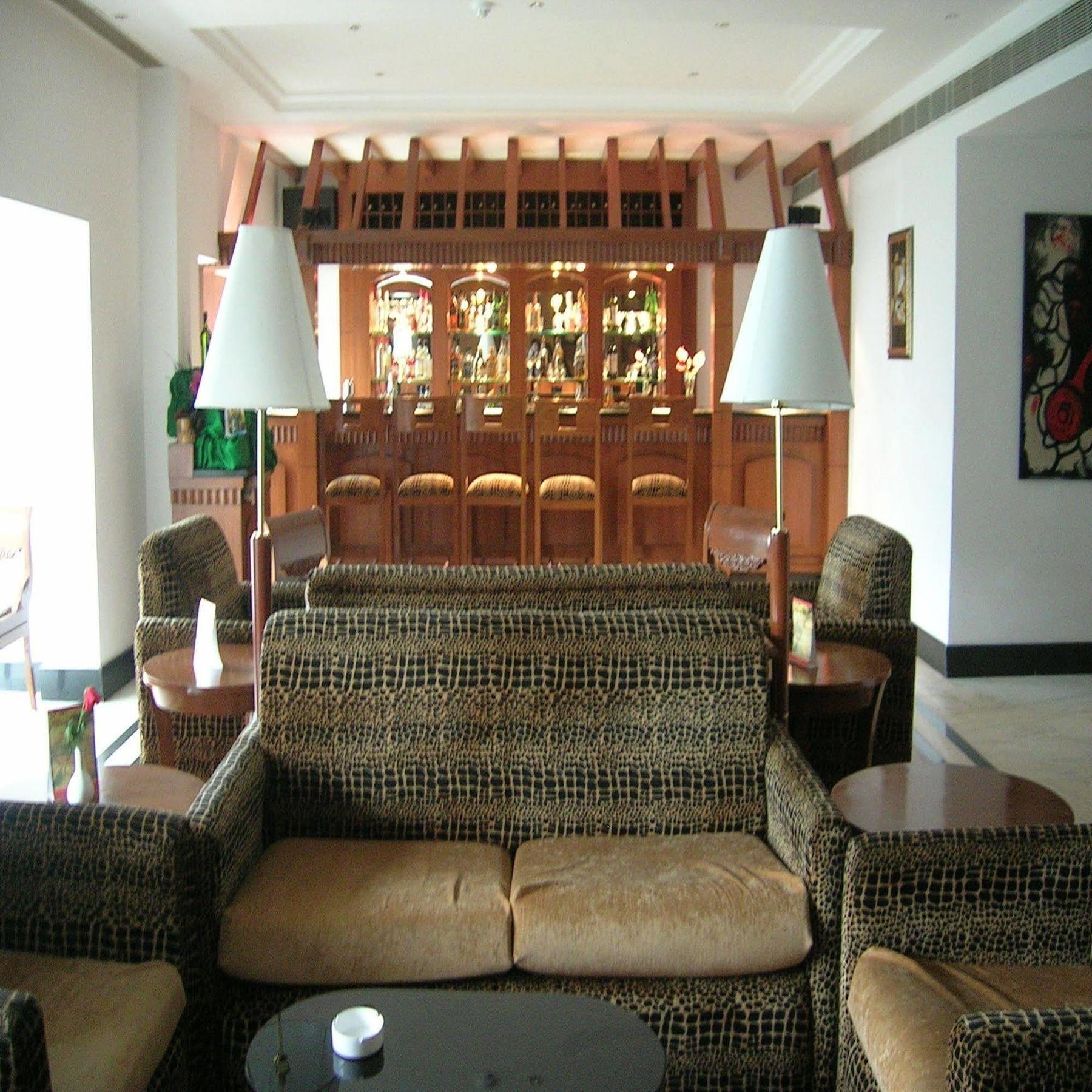 The Royal Plaza Gangtok Ξενοδοχείο Εξωτερικό φωτογραφία